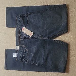 NWT Levi's 505 Regular Fit Men's Jeans 005052765. 36x34